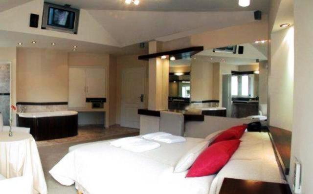 Santa Cecilia Resort & Spa Villa Carlos Paz Phòng bức ảnh